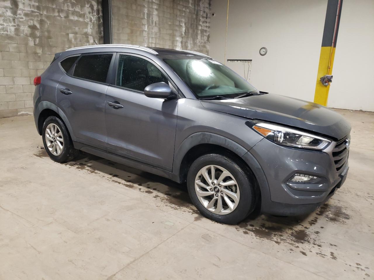 2016 Hyundai Tucson - Image 4