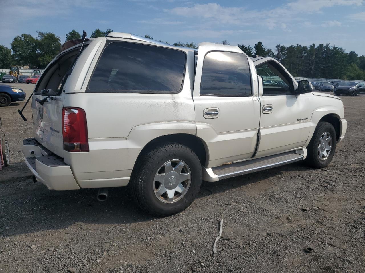 2005 Cadillac Escalade Luxury VIN: 1GYEK63N15R142493 Lot: 69391354