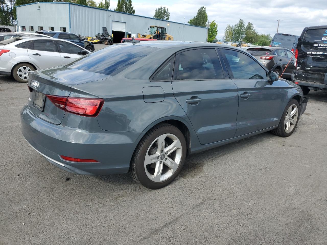 2017 Audi A3 Premium VIN: WAUAUGFF8H1031738 Lot: 67548494