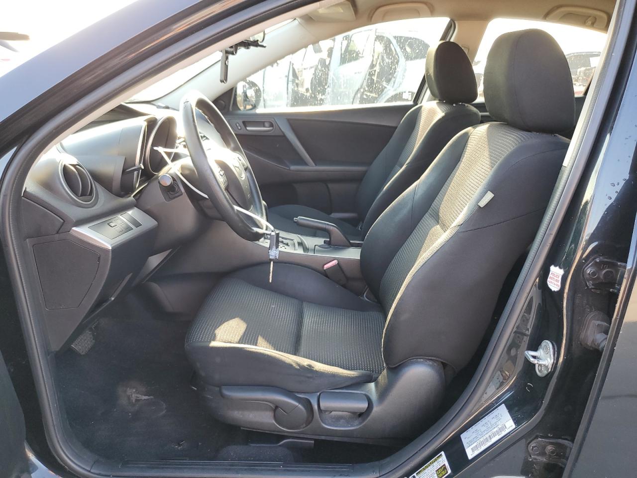 2012 Mazda 3 - Image 7