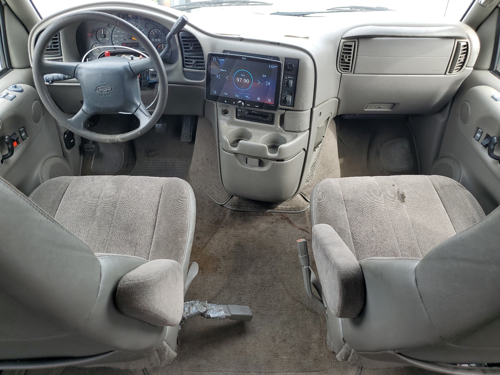 1GNDM19W0YB150457 2000 Chevrolet Astro