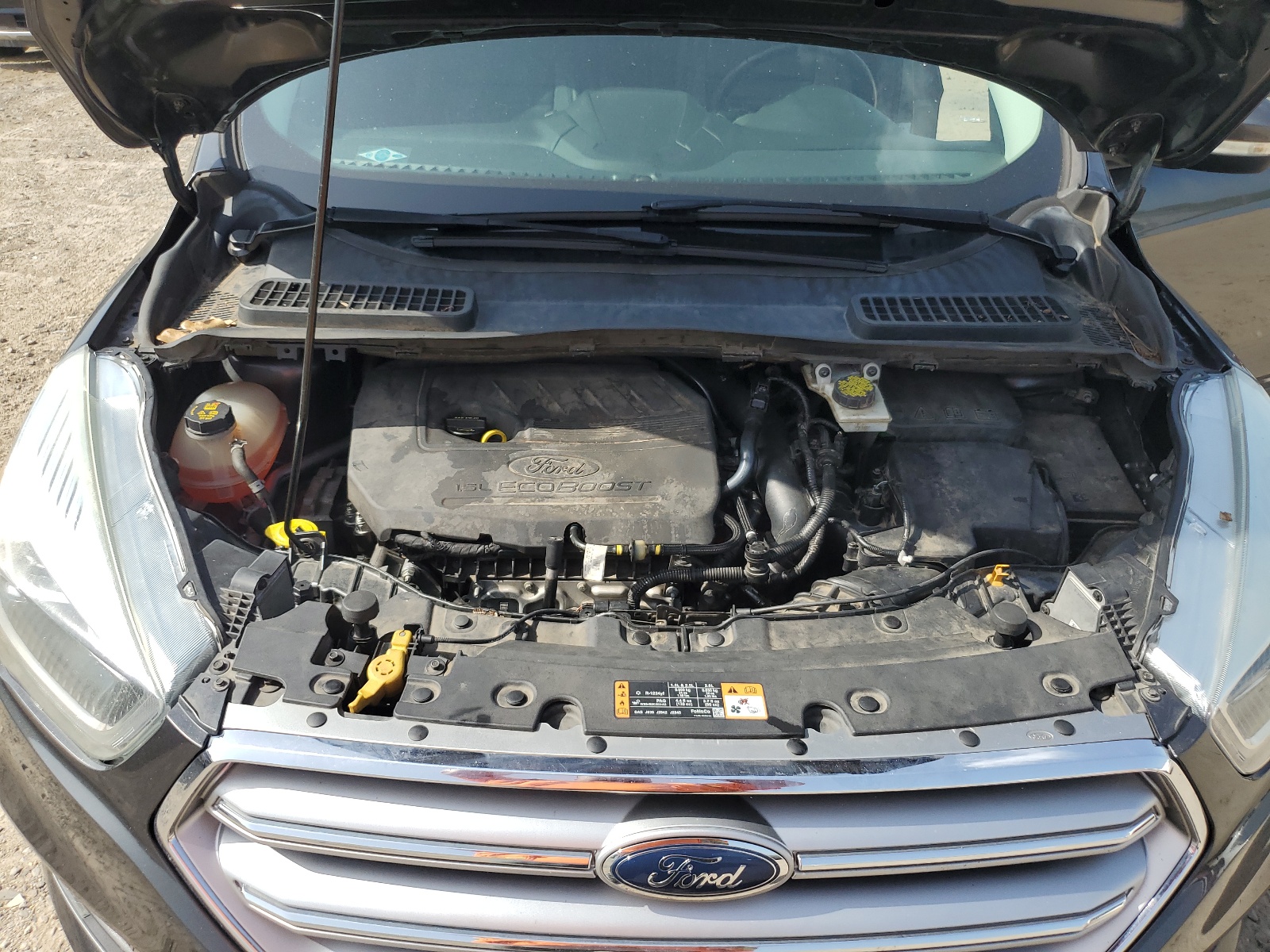 1FMCU0JD3HUD35014 2017 Ford Escape Titanium