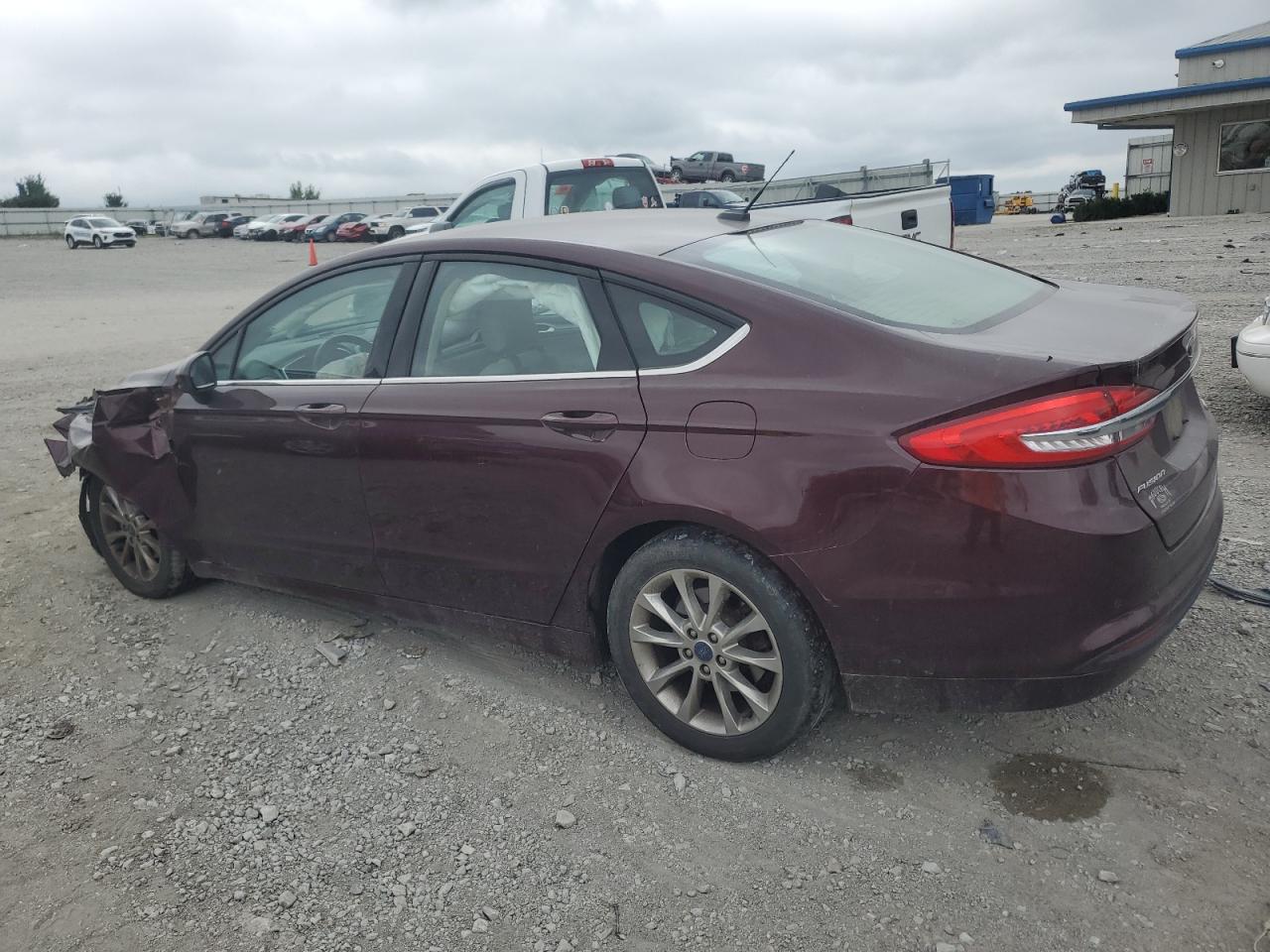 3FA6P0HD5HR270033 2017 FORD FUSION - Image 2