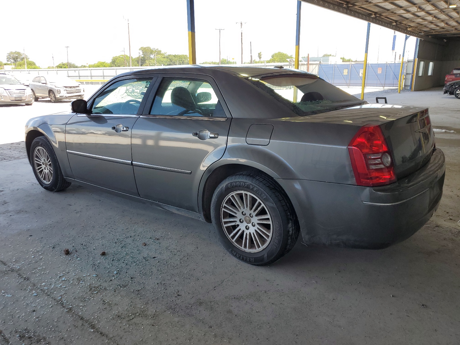 2C3CA5CV8AH206621 2010 Chrysler 300 Touring