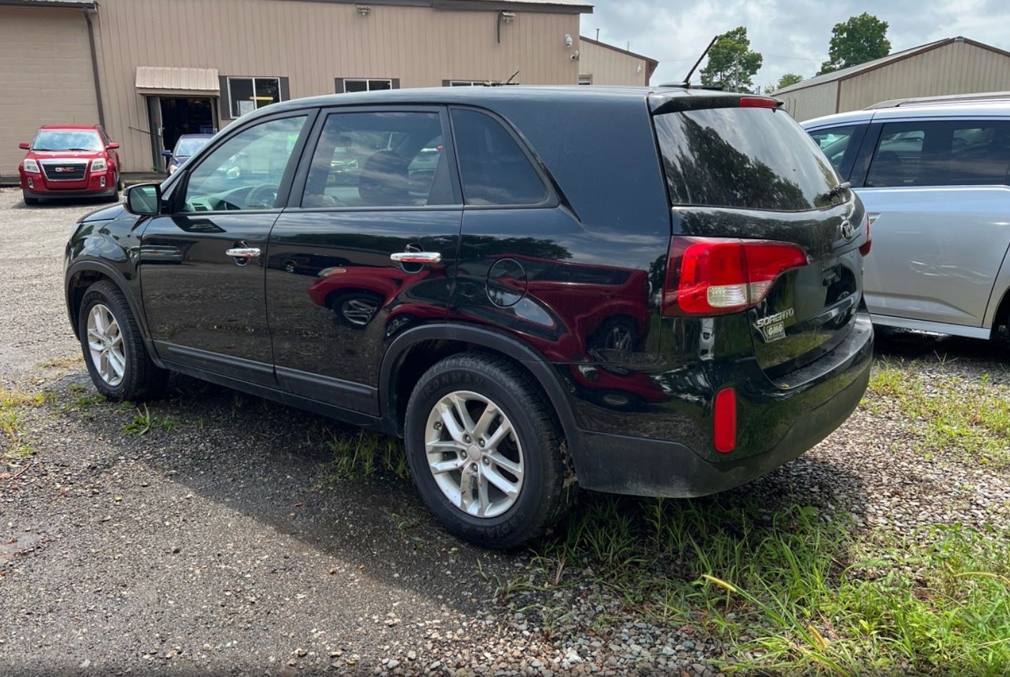 2015 Kia Sorento Lx vin: 5XYKT3A6XFG594300