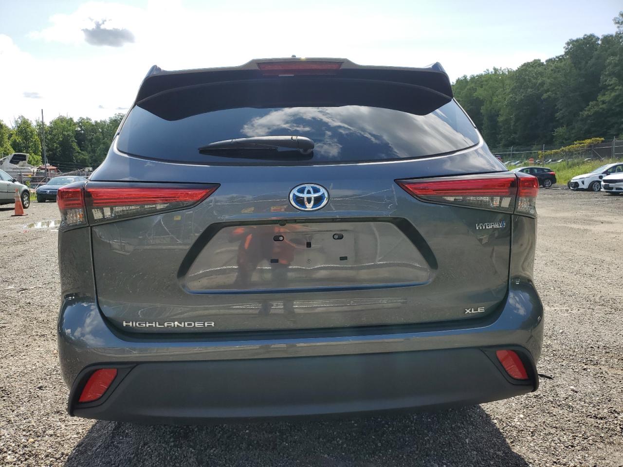 2021 Toyota Highlander Hybrid Xle VIN: 5TDHBRCH2MS515541 Lot: 66699044