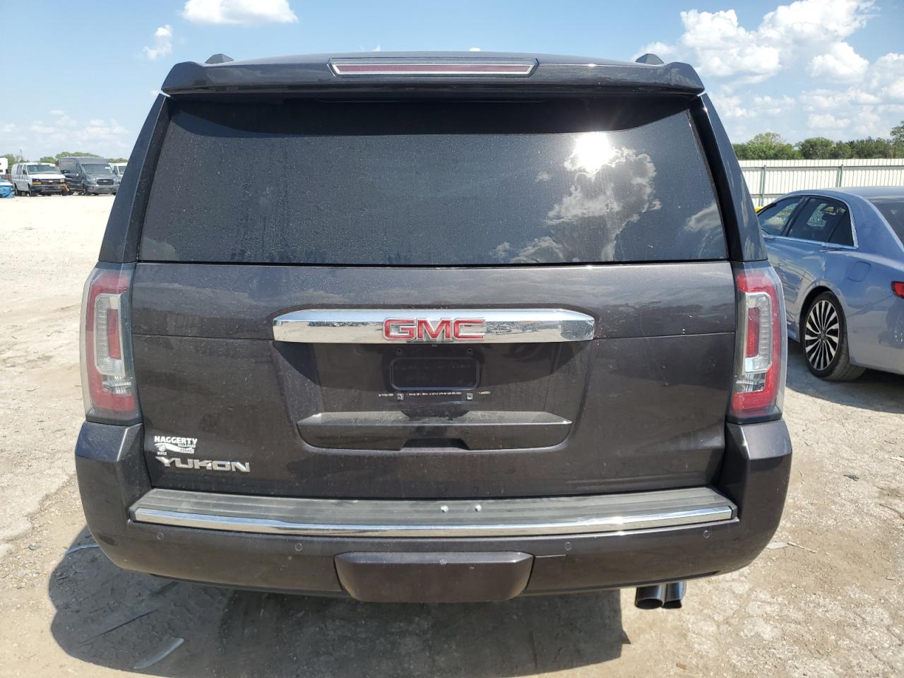 2015 GMC Yukon Denali VIN: 1GKS2CKJ3FR592612 Lot: 69285424