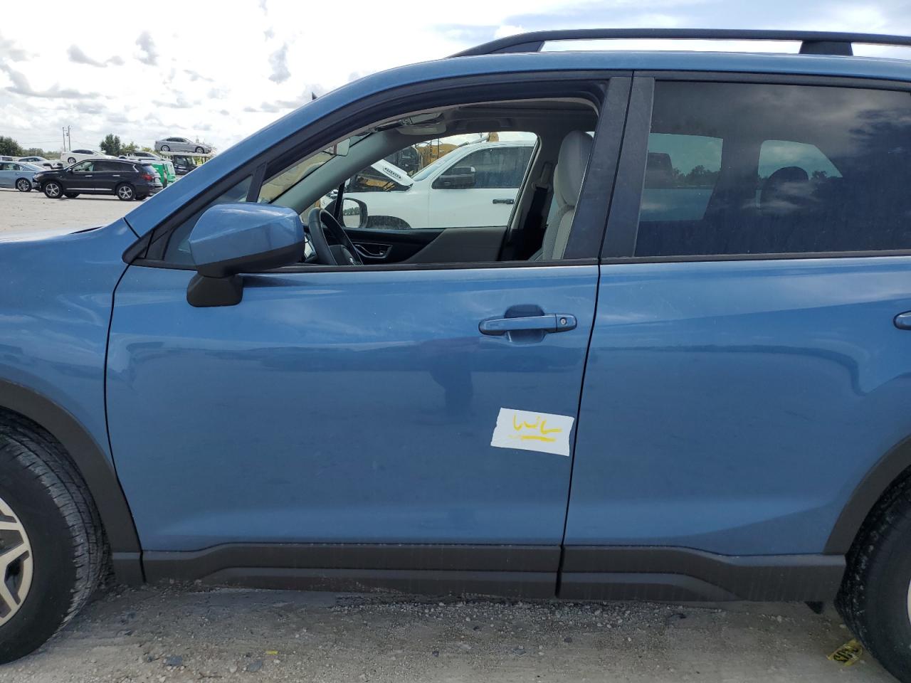 2021 Subaru Forester Premium VIN: JF2SKAFCXMH439726 Lot: 66665164