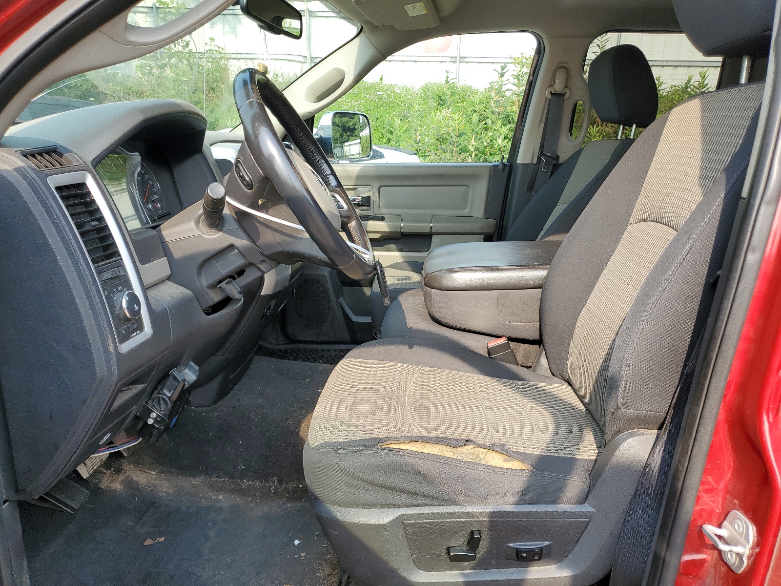 1D7RV1GT2AS163291 2010 Dodge Ram 1500