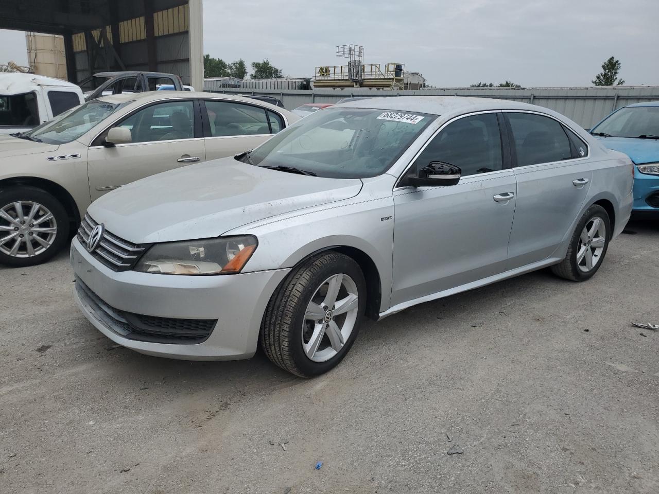 1VWAT7A37FC112960 2015 VOLKSWAGEN PASSAT - Image 1