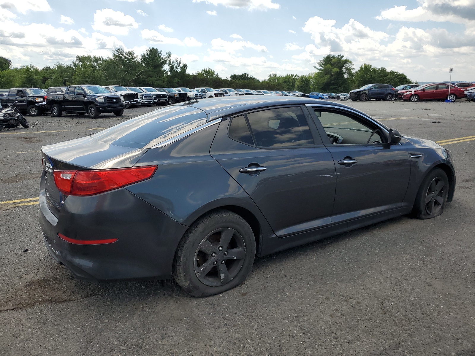 2015 Kia Optima Lx vin: 5XXGM4A72FG426639