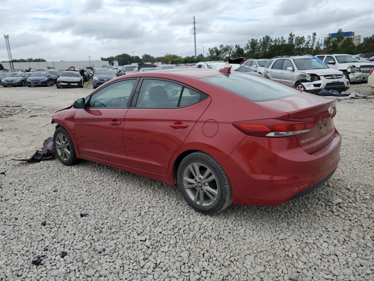 KMHD84LF2HU273295 2017 HYUNDAI ELANTRA - Image 2