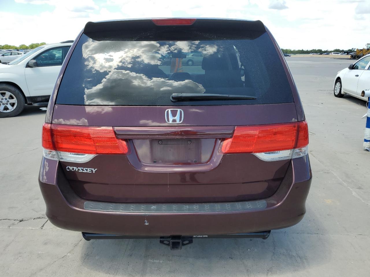 5FNRL3H20AB022931 2010 Honda Odyssey Lx