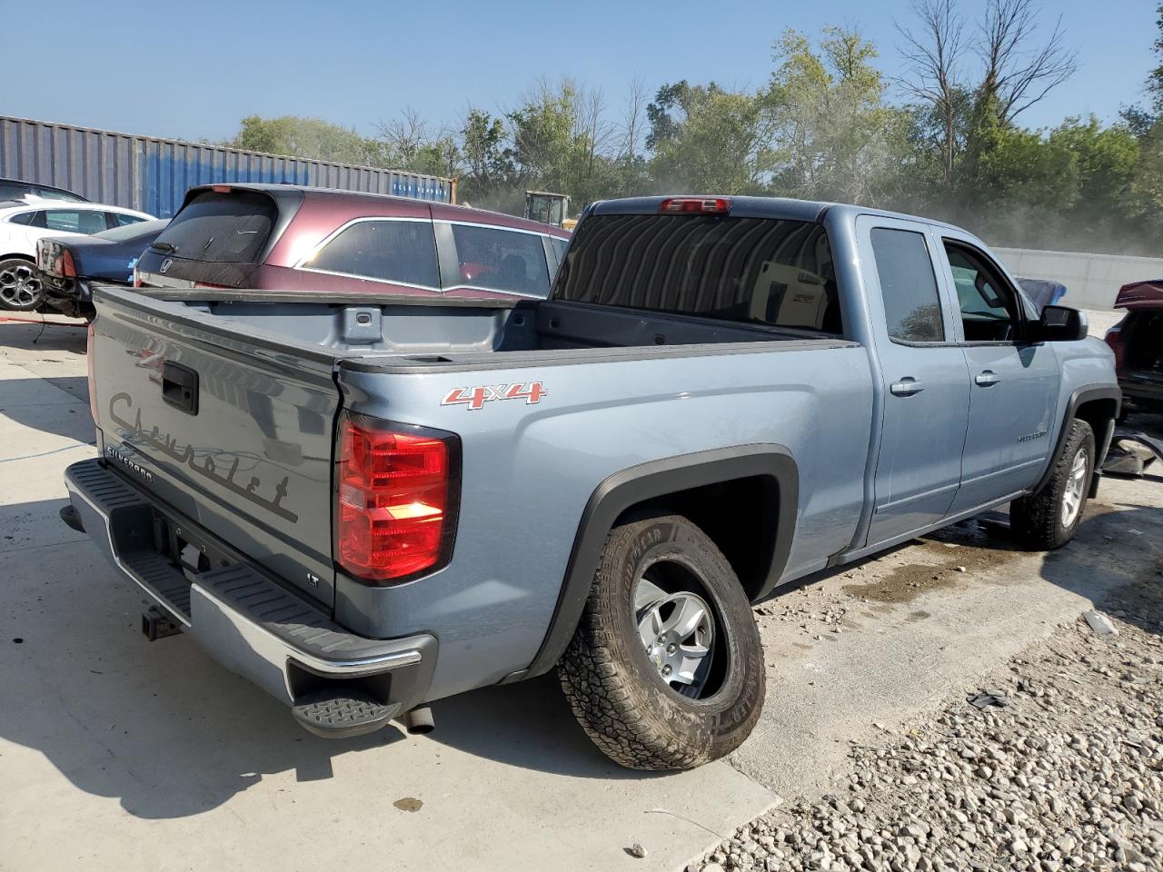 2016 Chevrolet Silverado - Image 3