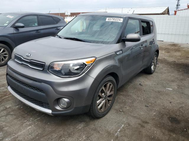  KIA SOUL 2018 Золотой