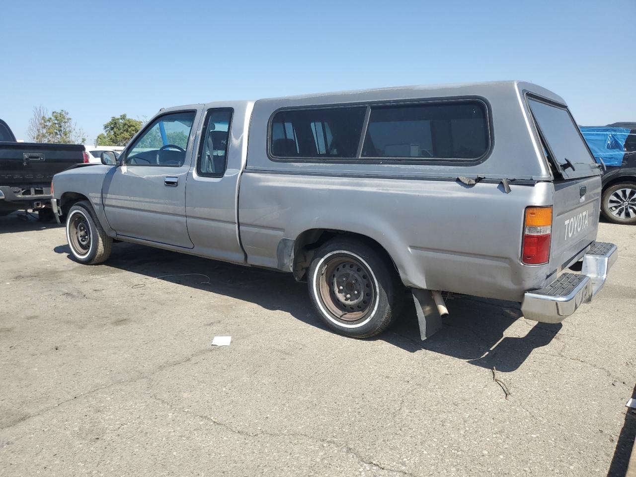 1995 Toyota Pickup 1/2 Ton Extra Long Wheelbase Dx VIN: 4TARN93P0SZ321701 Lot: 66819604