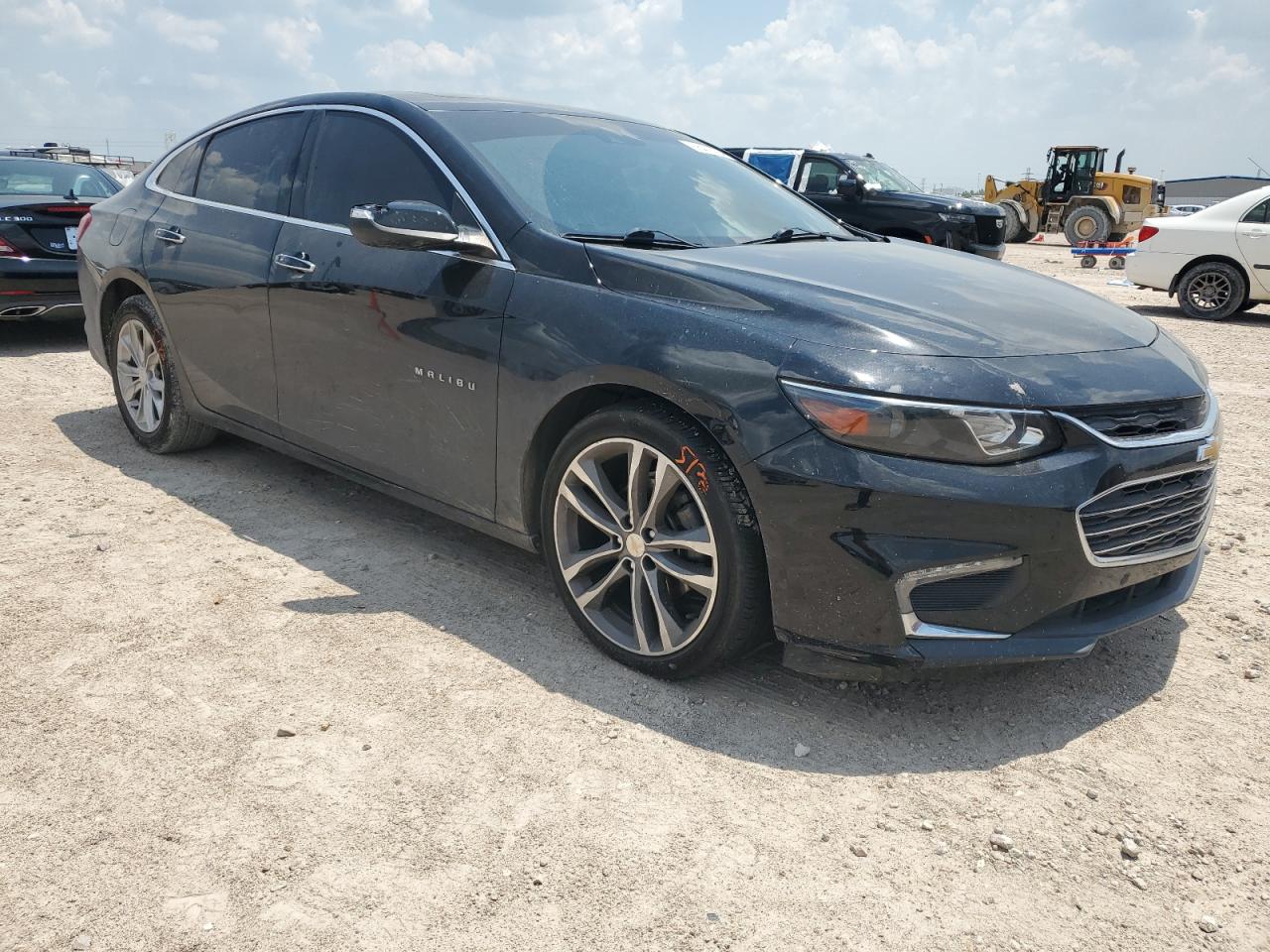 2018 Chevrolet Malibu - Image 4
