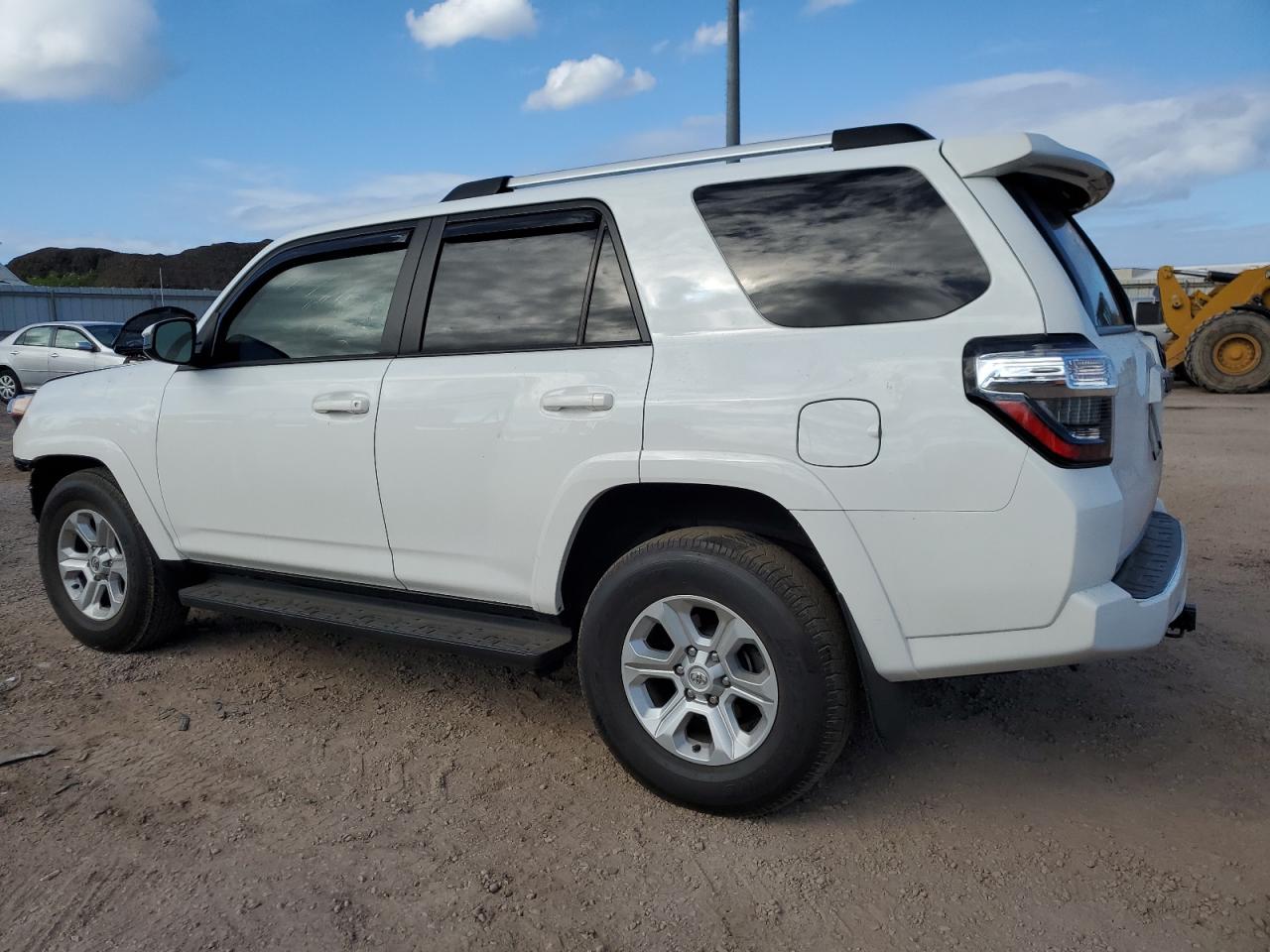 2022 Toyota 4Runner - Image 2