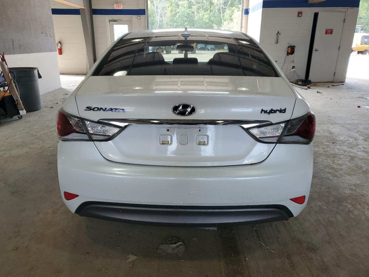 2013 Hyundai Sonata Hybrid VIN: KMHEC4A47DA083038 Lot: 67923564
