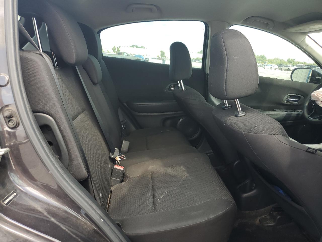 2016 Honda Hr-V Lx VIN: 3CZRU5H39GM727128 Lot: 66419094