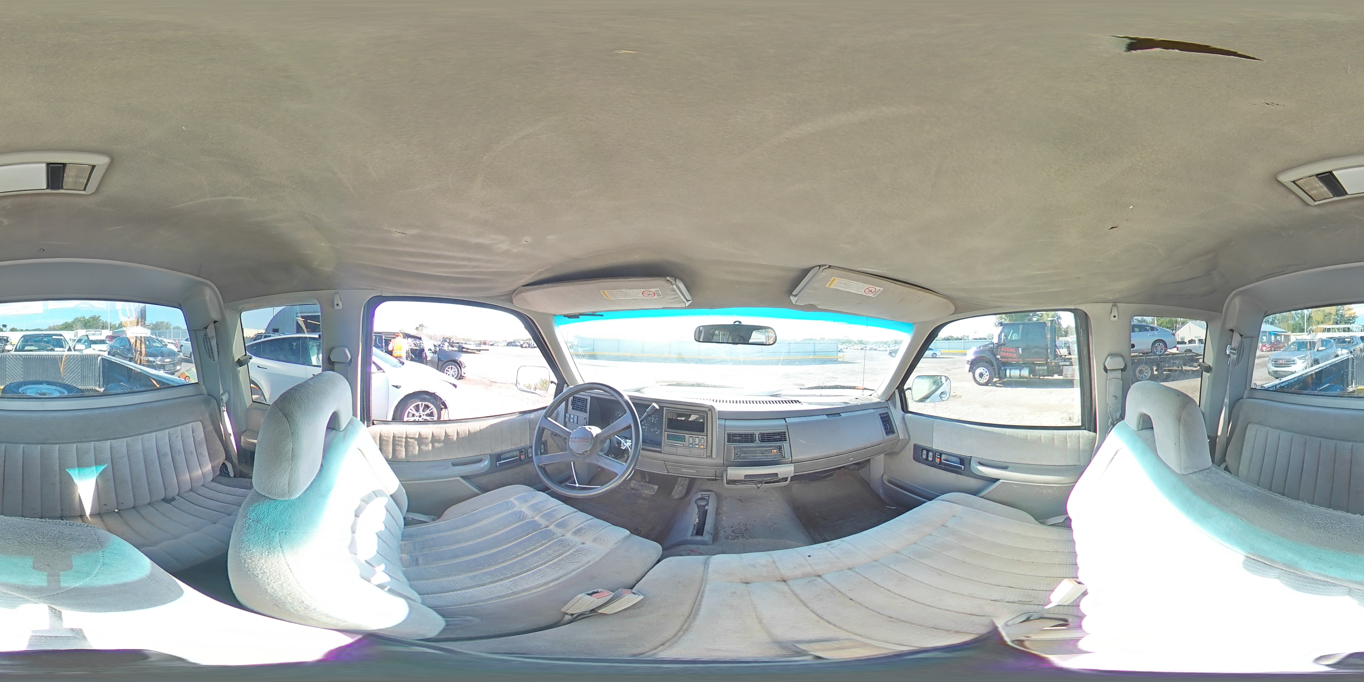 1994 Chevrolet Gmt-400 K1500 VIN: 2GCEK19Z3R1256335 Lot: 67346734