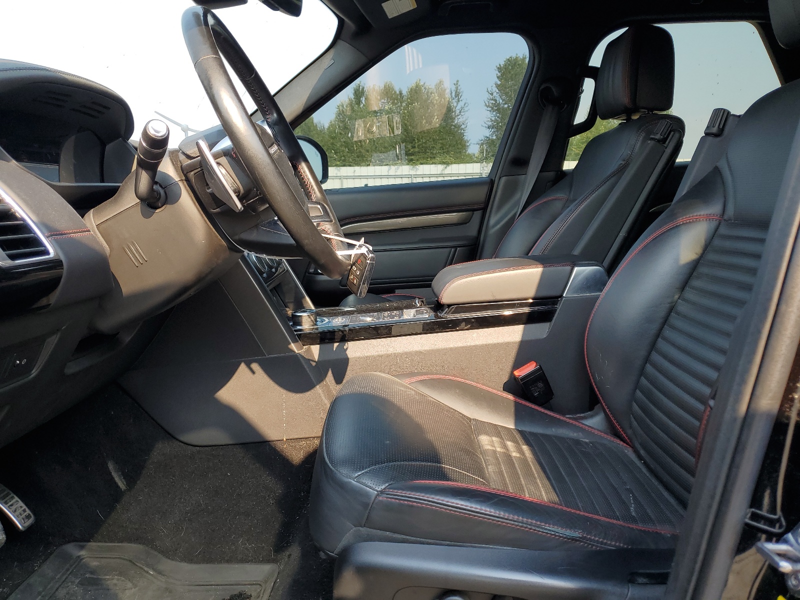 SALRT2RV0JA061166 2018 Land Rover Discovery Hse Luxury