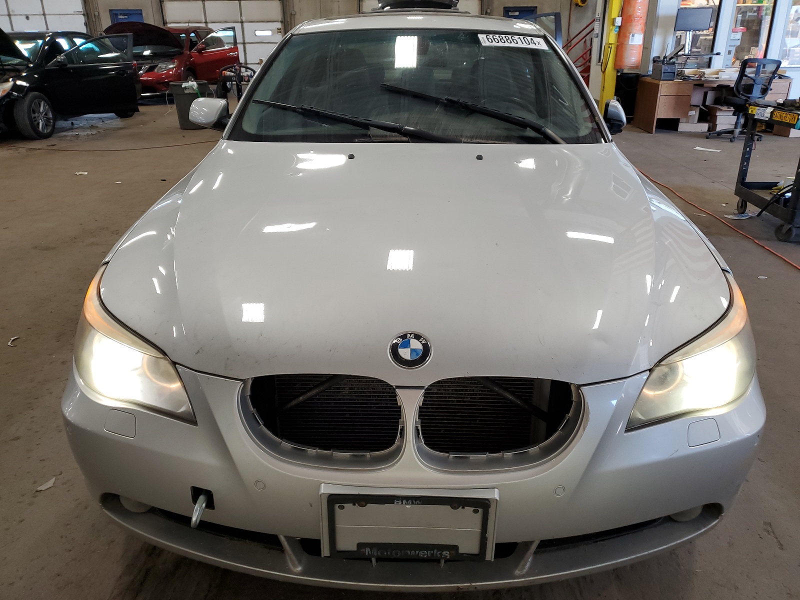 WBANB33555B114979 2005 BMW 545 I