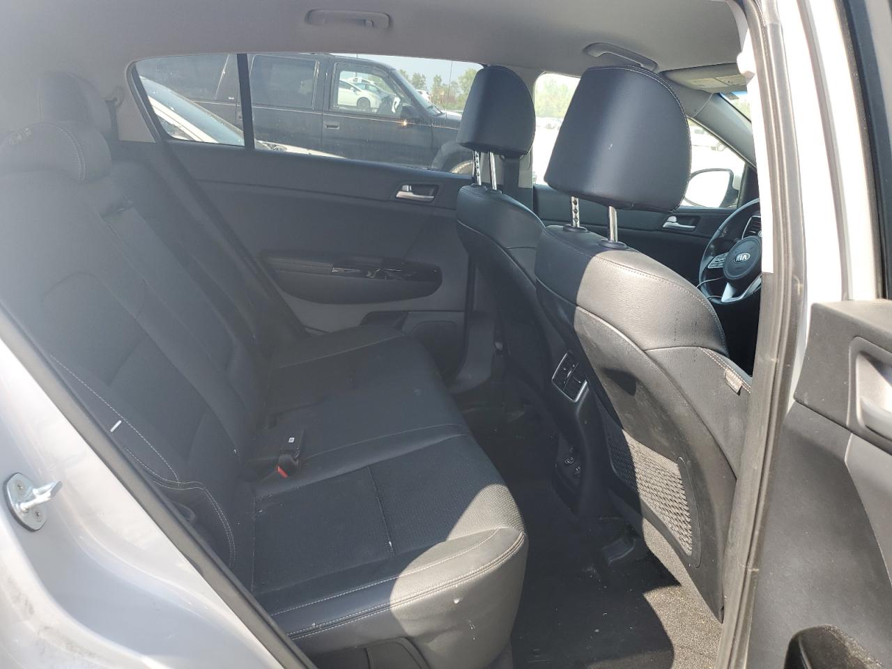 2021 Kia Sportage - Image 11