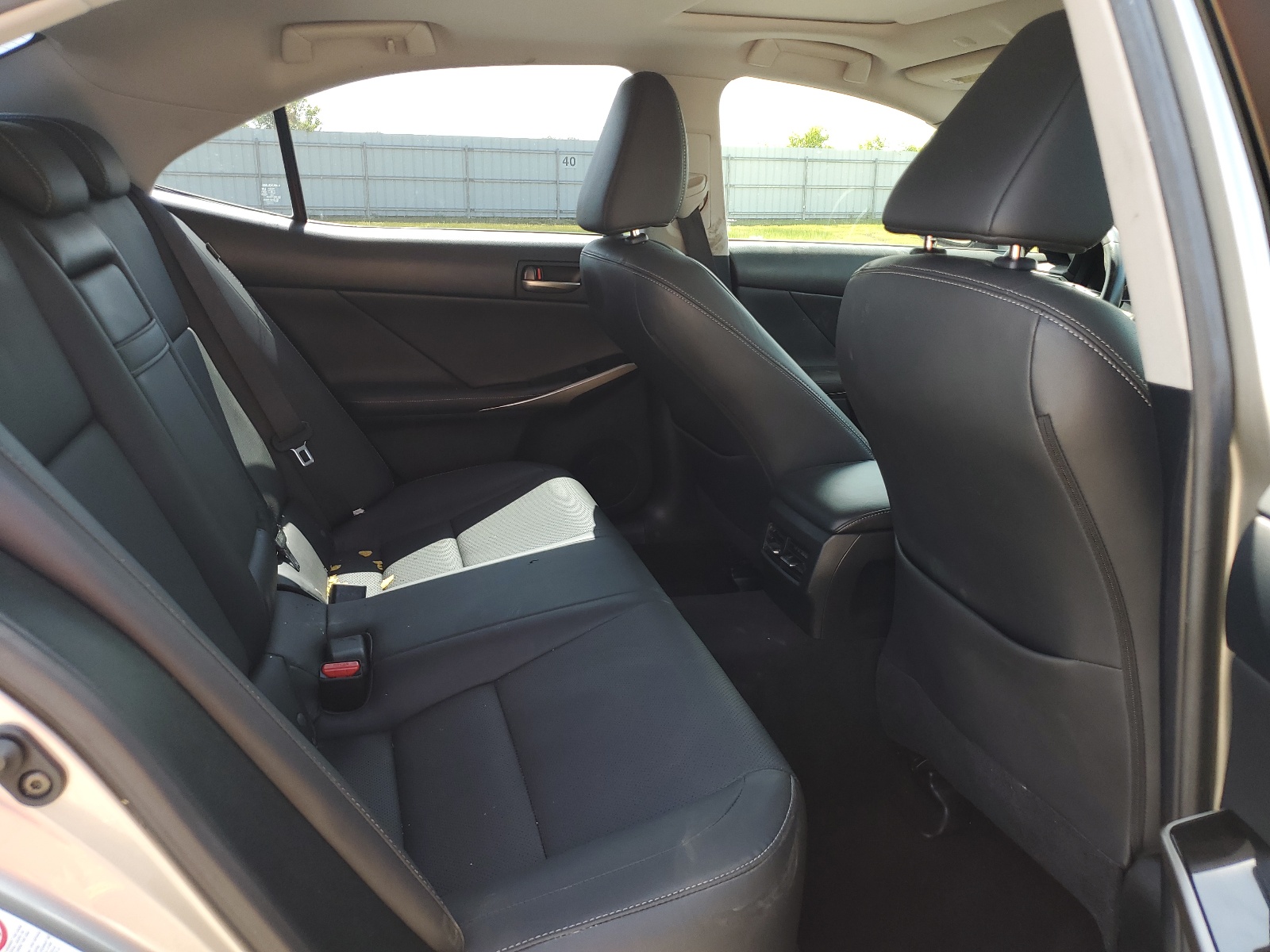 JTHBA1D2XK5084890 2019 Lexus Is 300