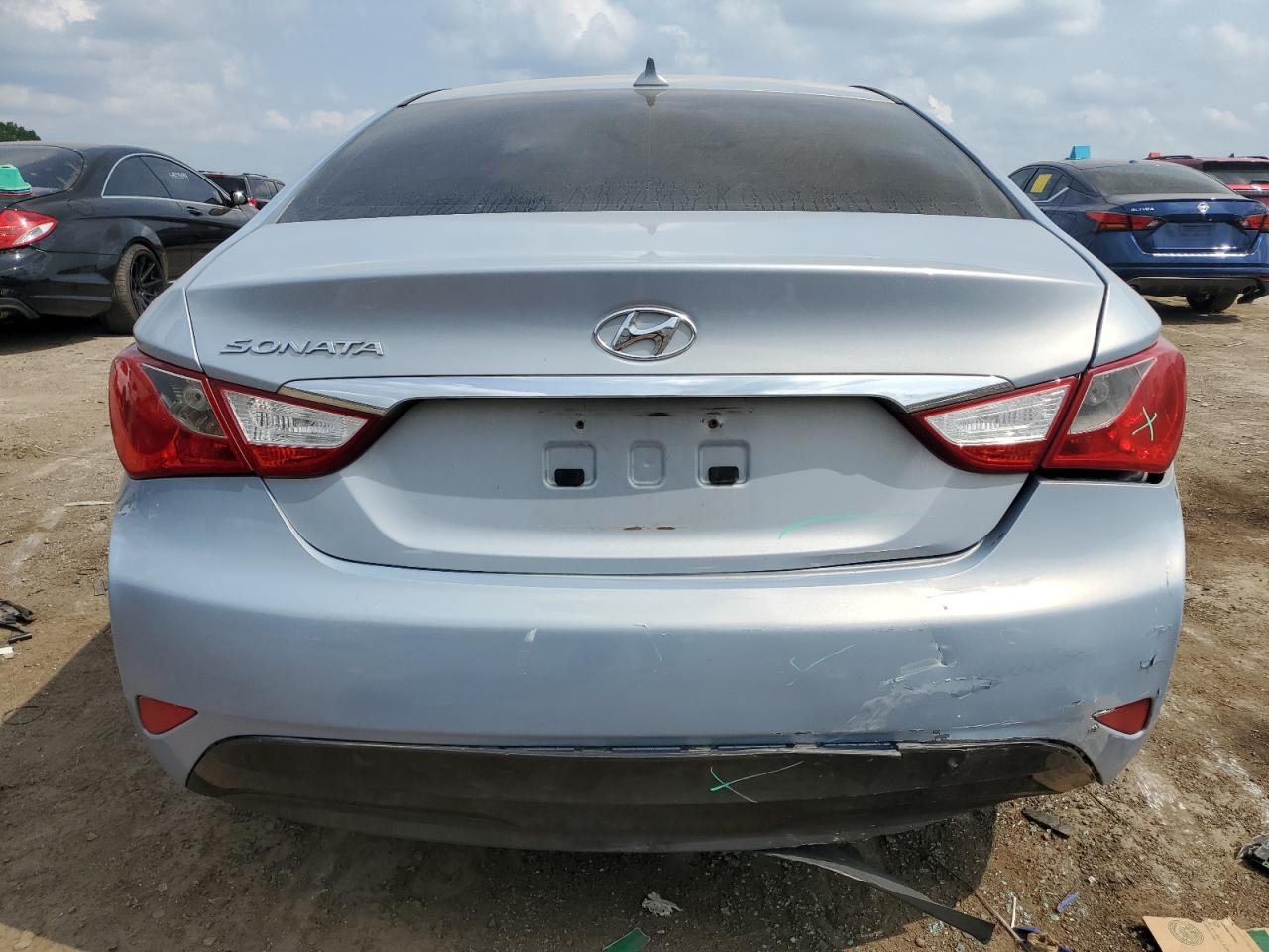 5NPEB4AC2EH857060 2014 Hyundai Sonata Gls