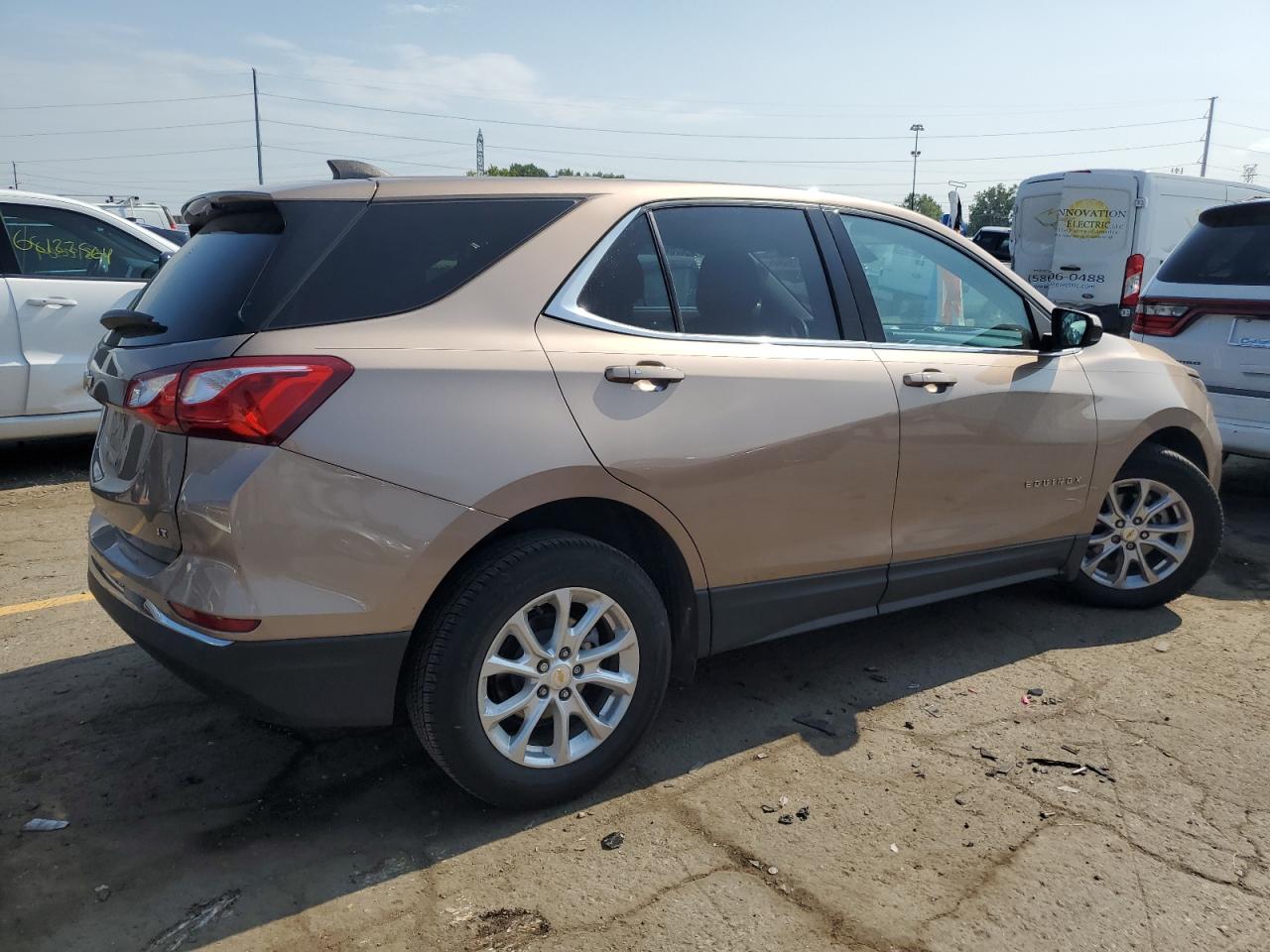 2018 Chevrolet Equinox - Image 3