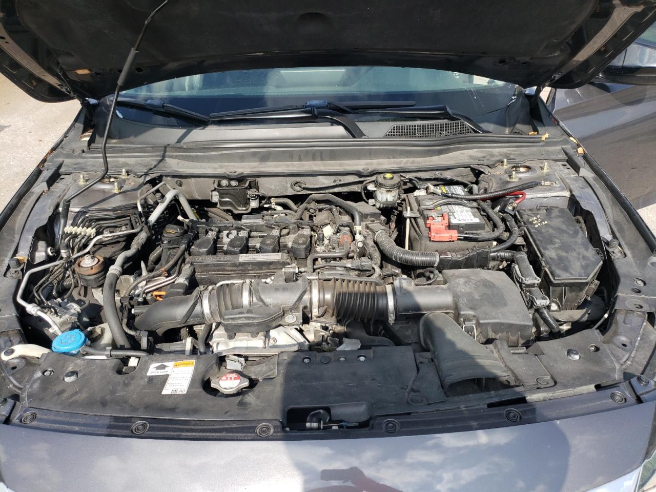 1HGCV1F19JA090945 2018 Honda Accord Lx