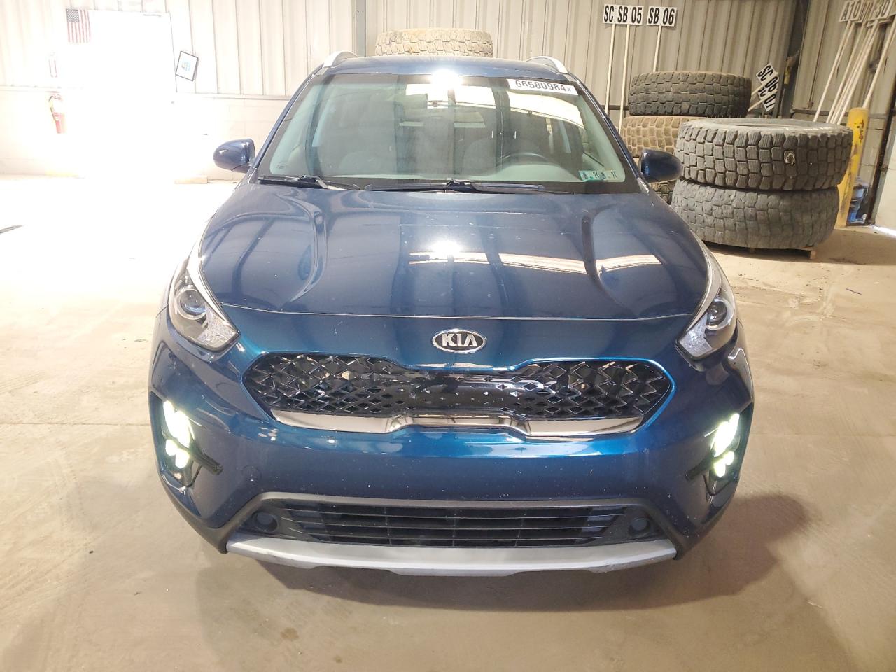 KNDCB3LC0M5488048 Kia Niro LX 5