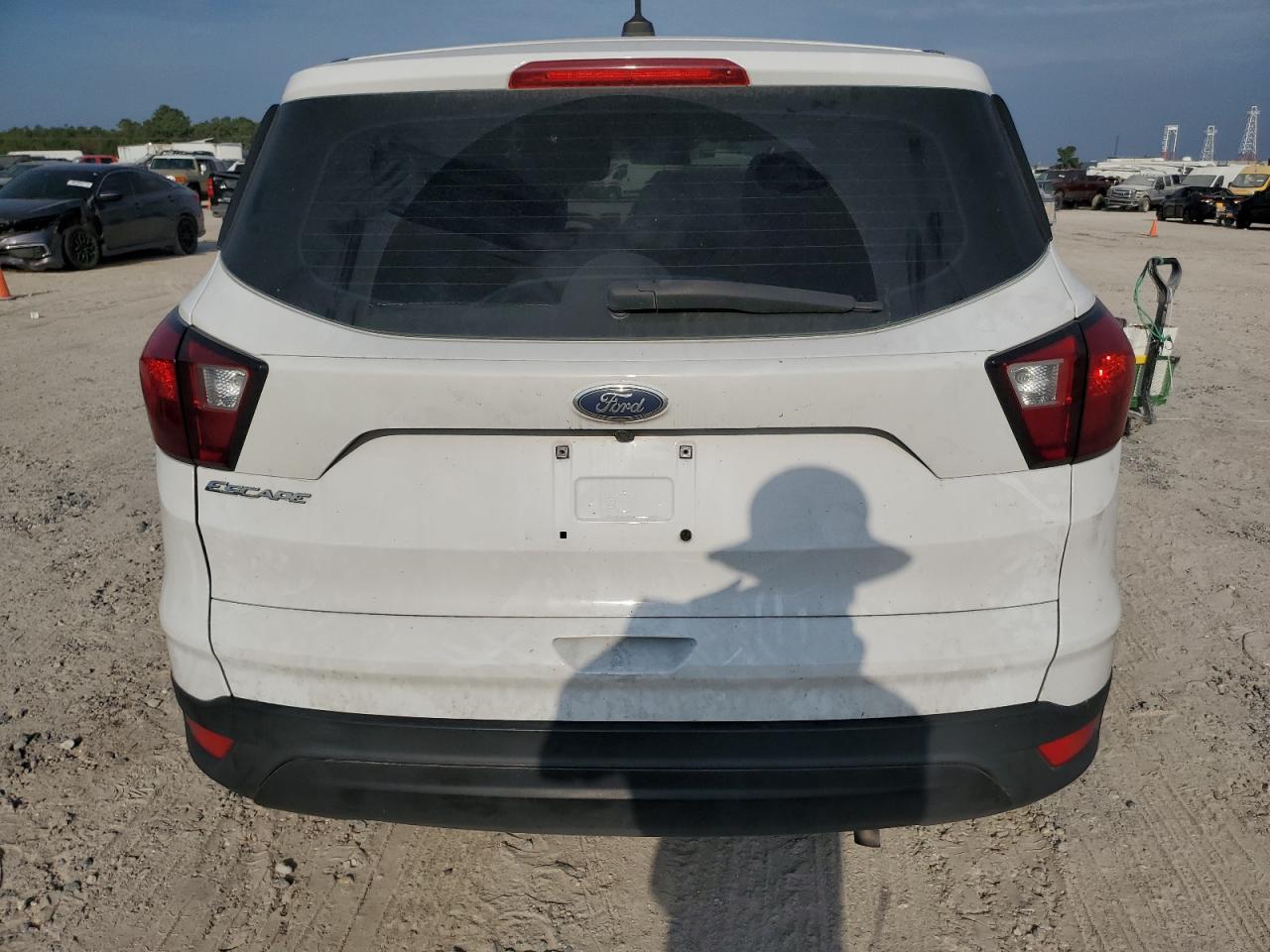 2019 Ford Escape S VIN: 1FMCU0F79KUB77692 Lot: 67966544