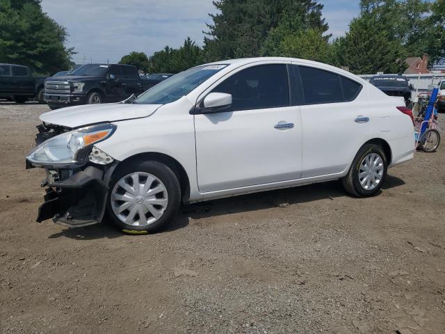  NISSAN VERSA 2019 White