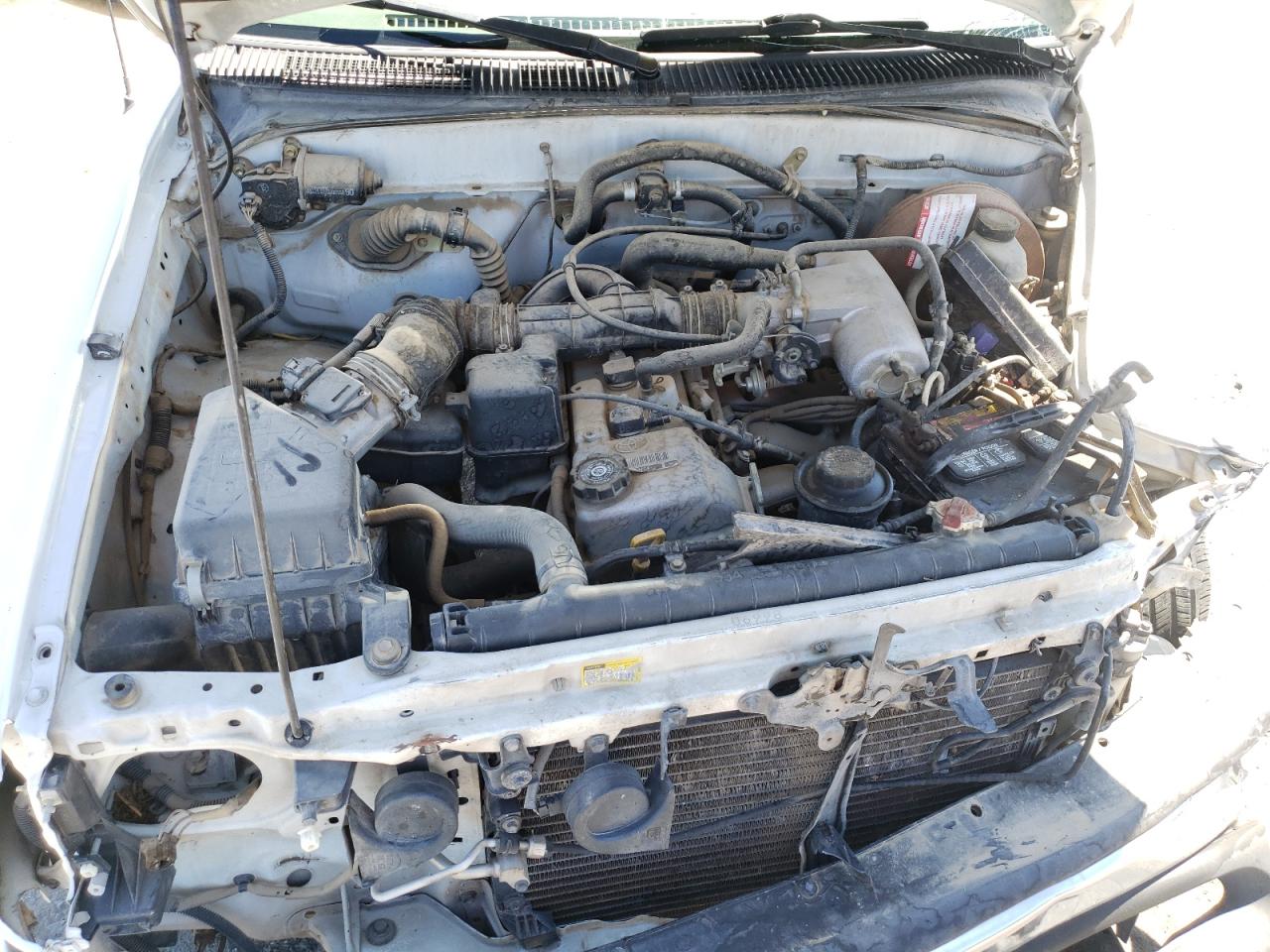 5TENL42N32Z027399 2002 Toyota Tacoma