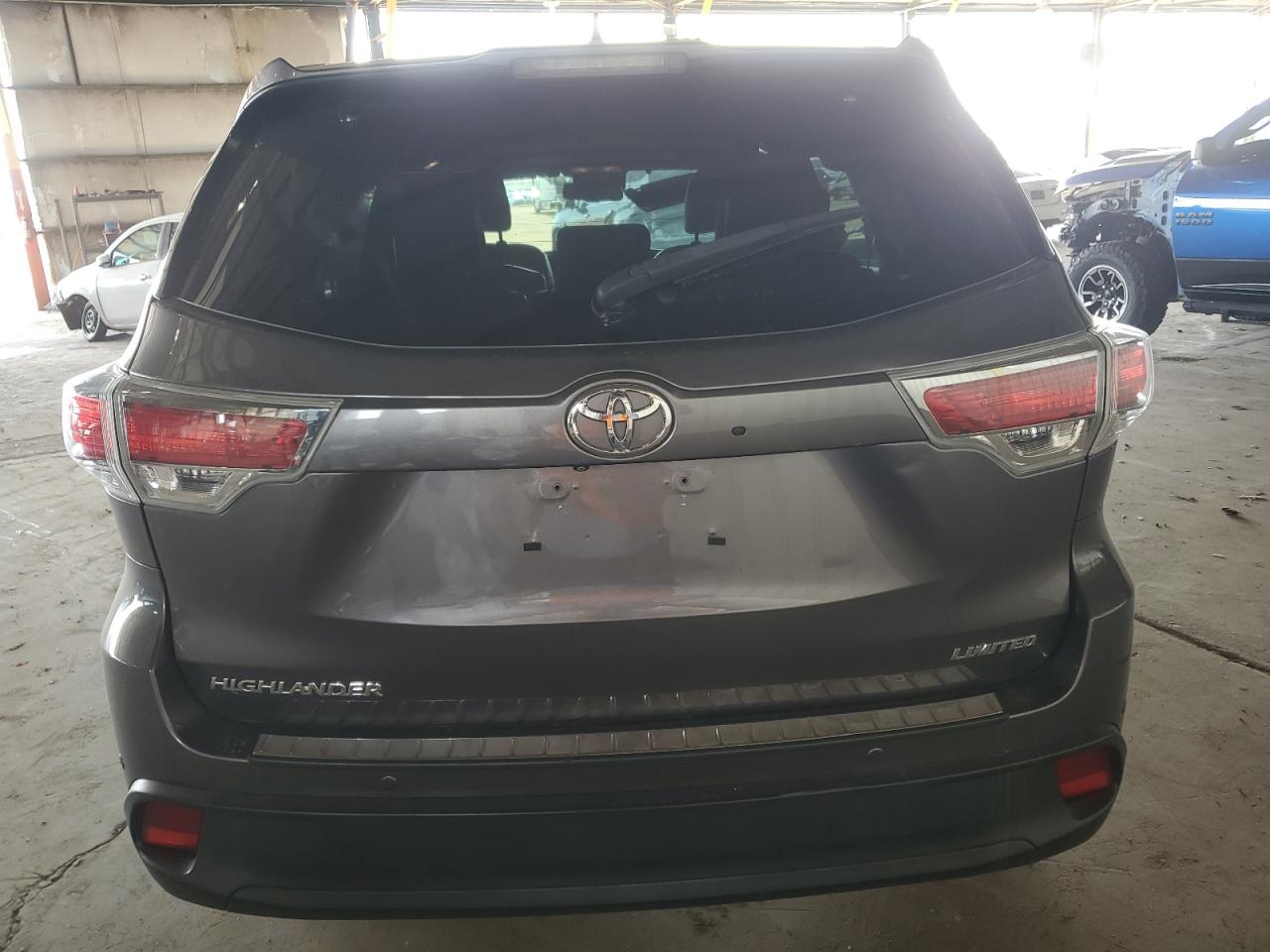 2015 Toyota Highlander Limited VIN: 5TDYKRFH4FS063364 Lot: 68419154