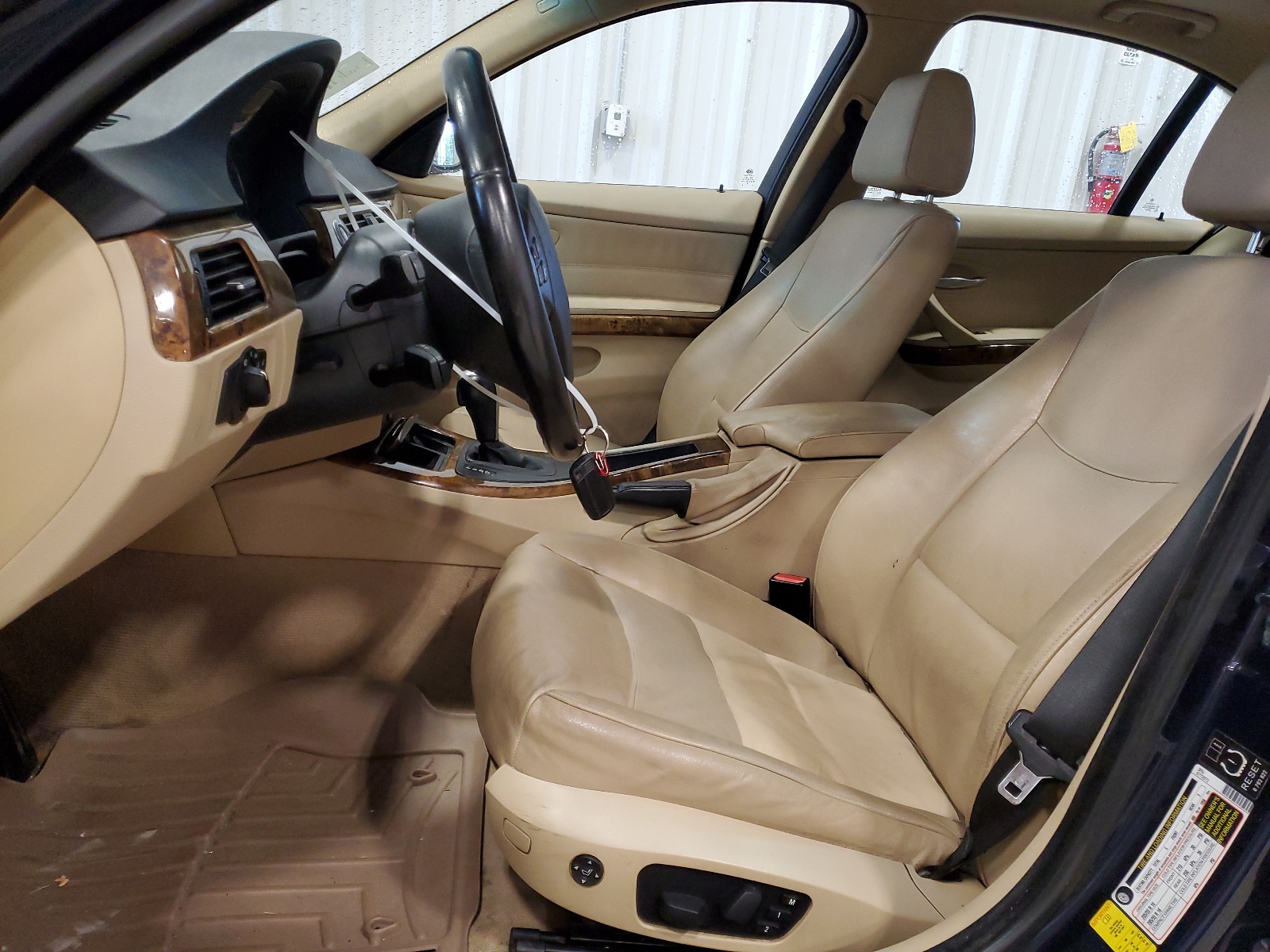 WBAVD13556KV08028 2006 BMW 325 Xi