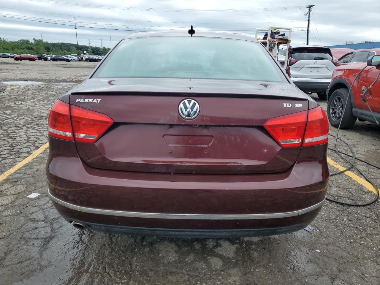 1VWBN7A32EC066256 2014 Volkswagen Passat Se