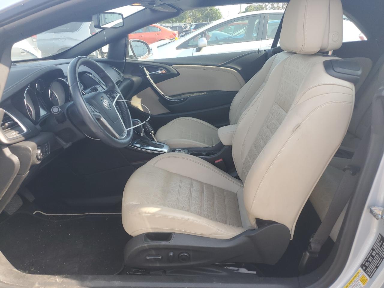 W04WH3N56KG300414 2019 Buick Cascada Premium