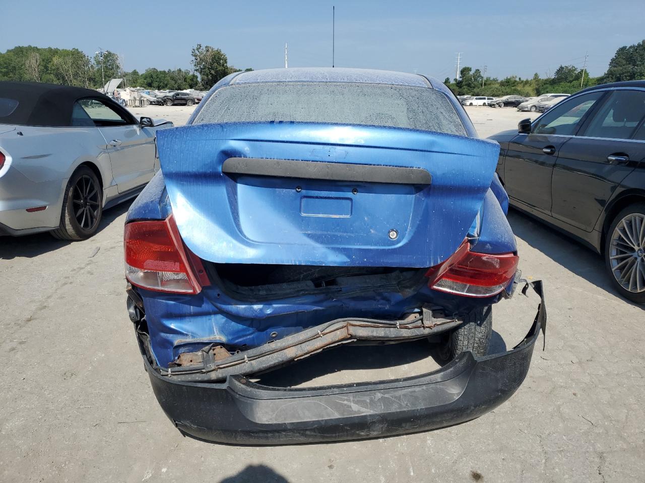 2005 Chevrolet Aveo Base VIN: KL1TD526X5B383495 Lot: 69041614