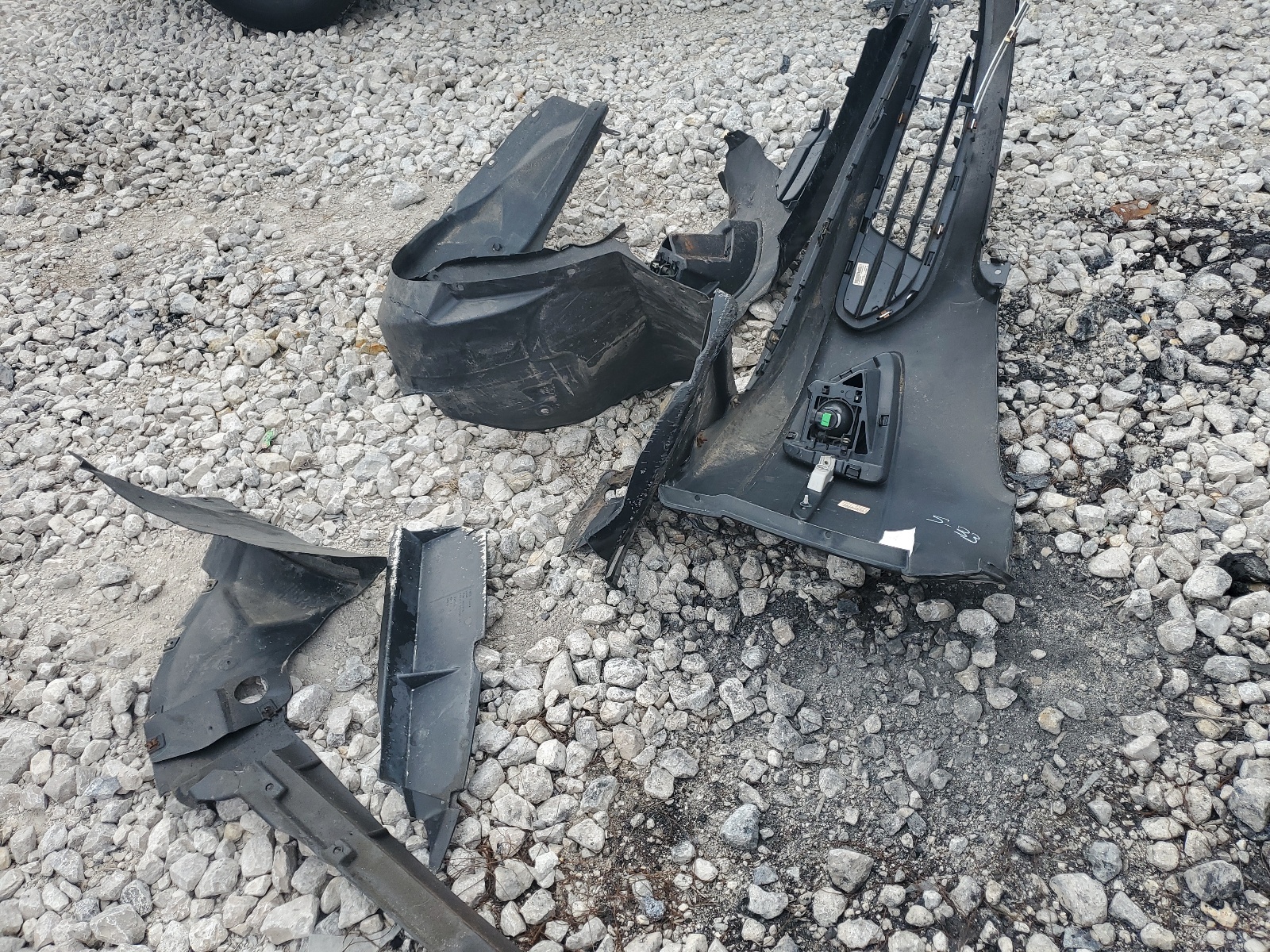 3FAHP0HA8AR129252 2010 Ford Fusion Se