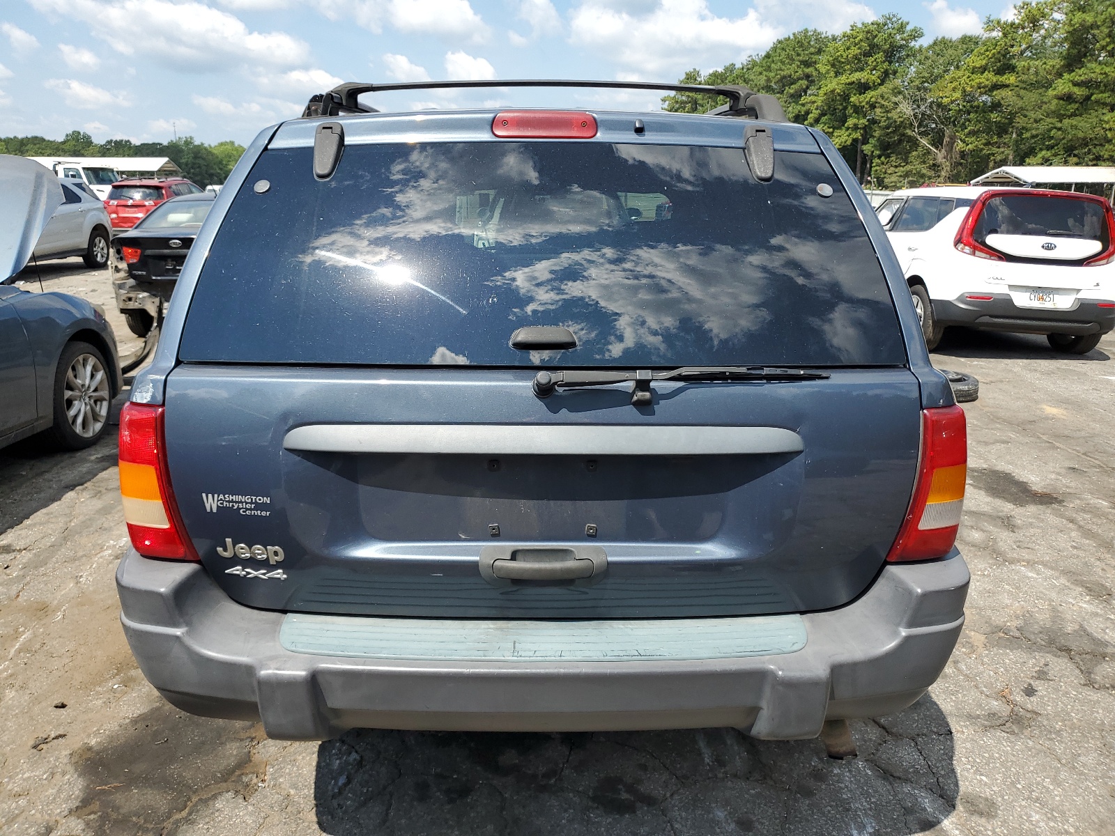 1J4GW48SX3C608938 2003 Jeep Grand Cherokee Laredo