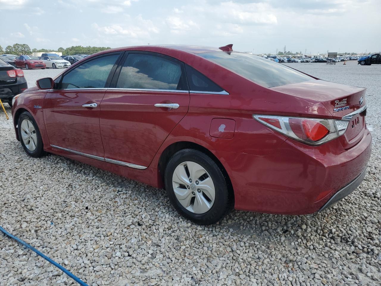 KMHEC4A44FA131615 2015 HYUNDAI SONATA - Image 2