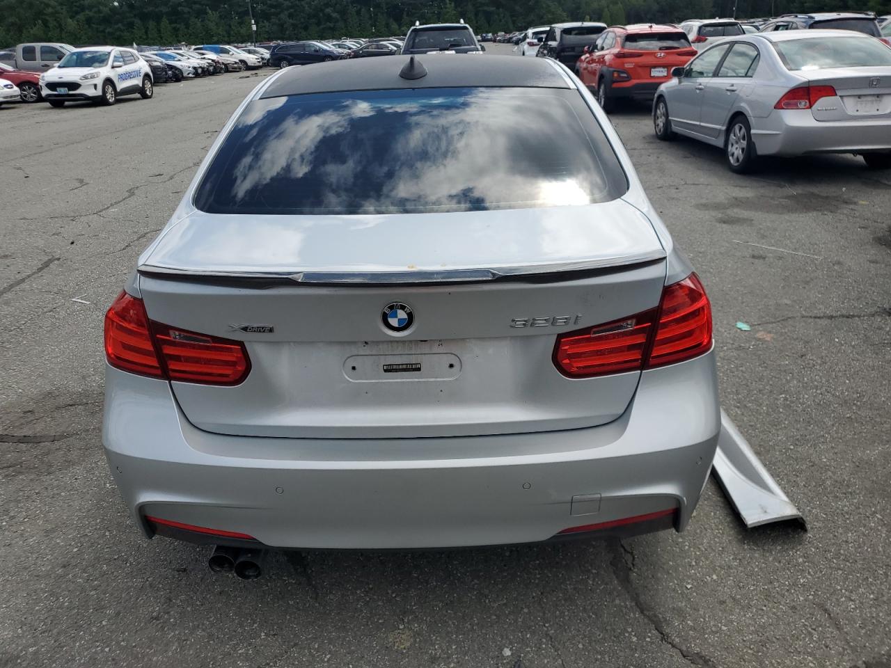 WBA3B5G5XFNS12306 2015 BMW 328 Xi Sulev