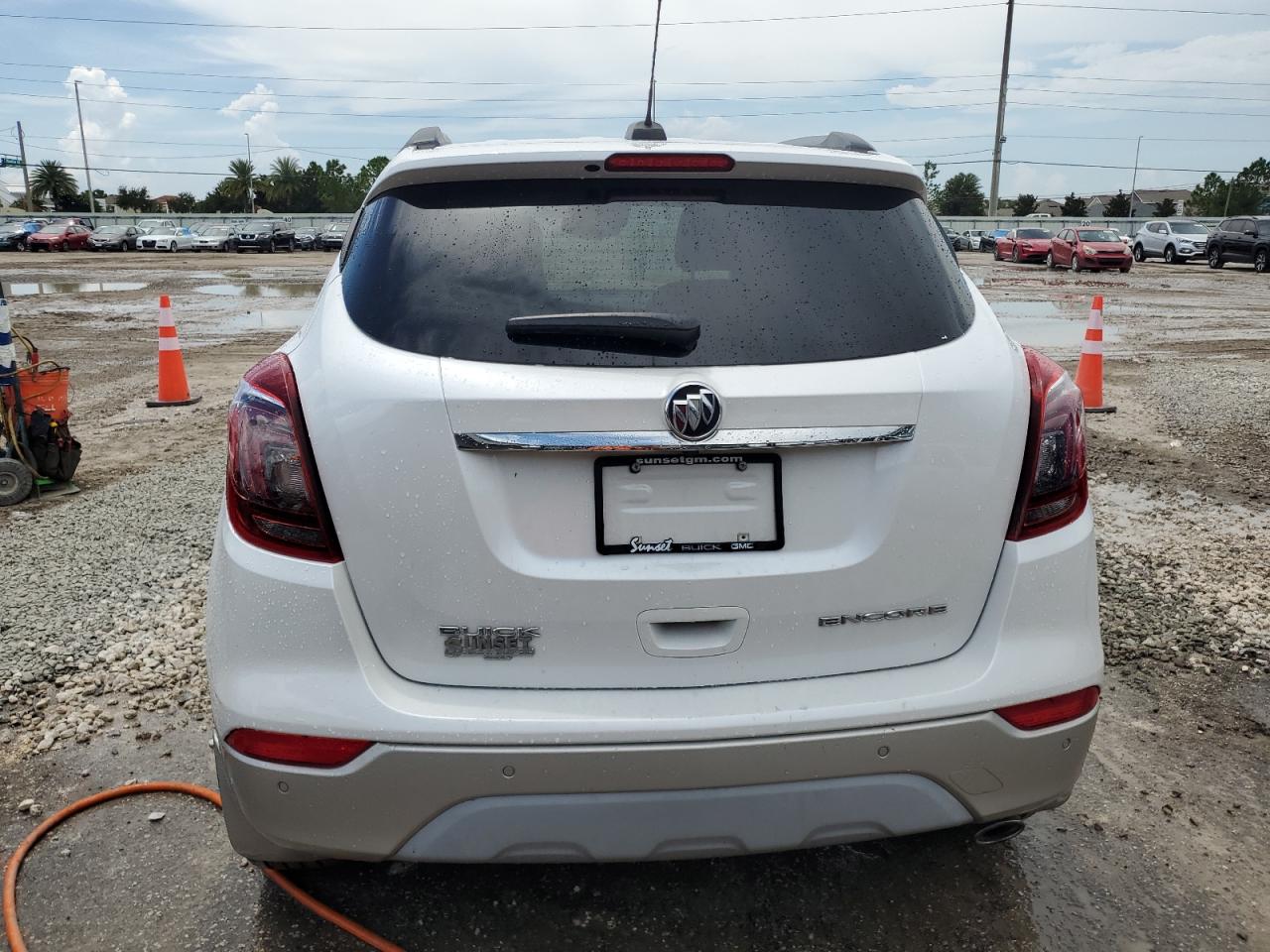 2018 Buick Encore Premium VIN: KL4CJDSB1JB615091 Lot: 67081434