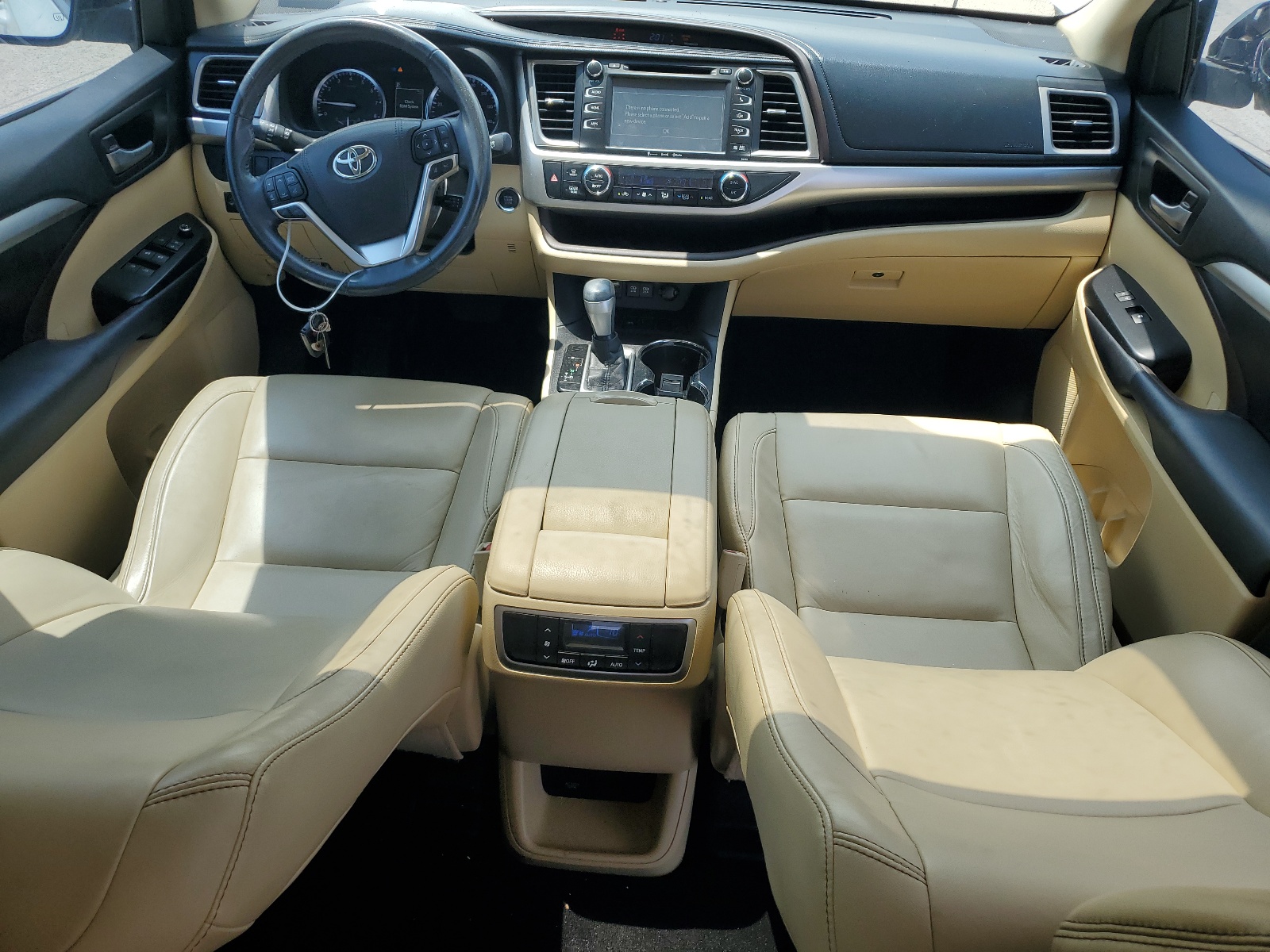 5TDKZRFH2HS509984 2017 Toyota Highlander Se