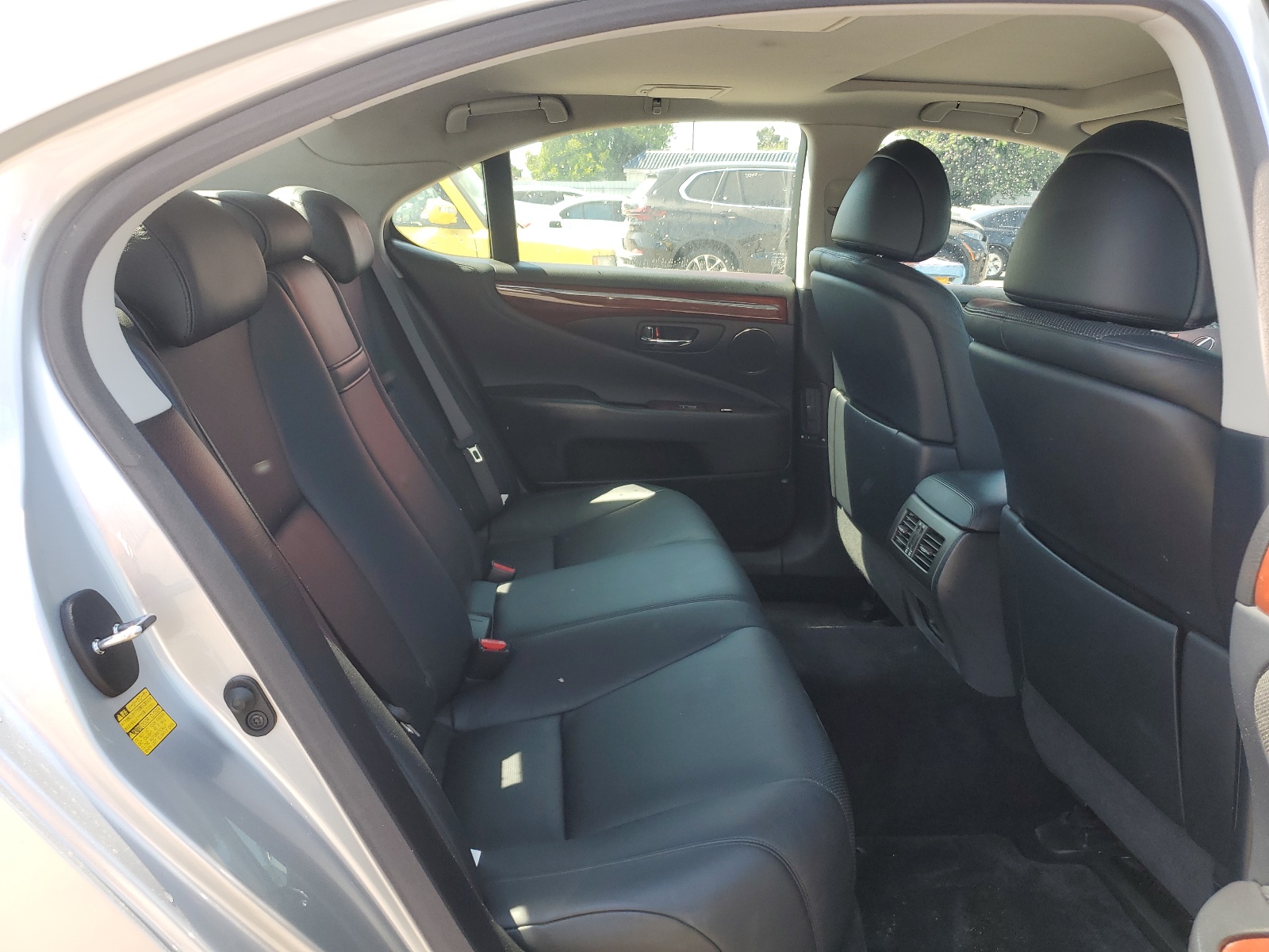 JTHBL46F585081951 2008 Lexus Ls 460