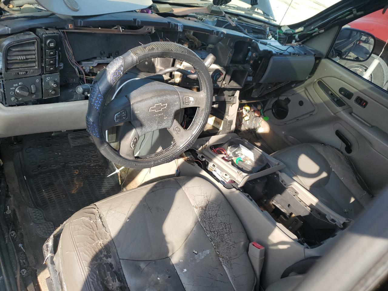 2005 Chevrolet Tahoe K1500 VIN: 1GNEK13T45R119885 Lot: 65638164