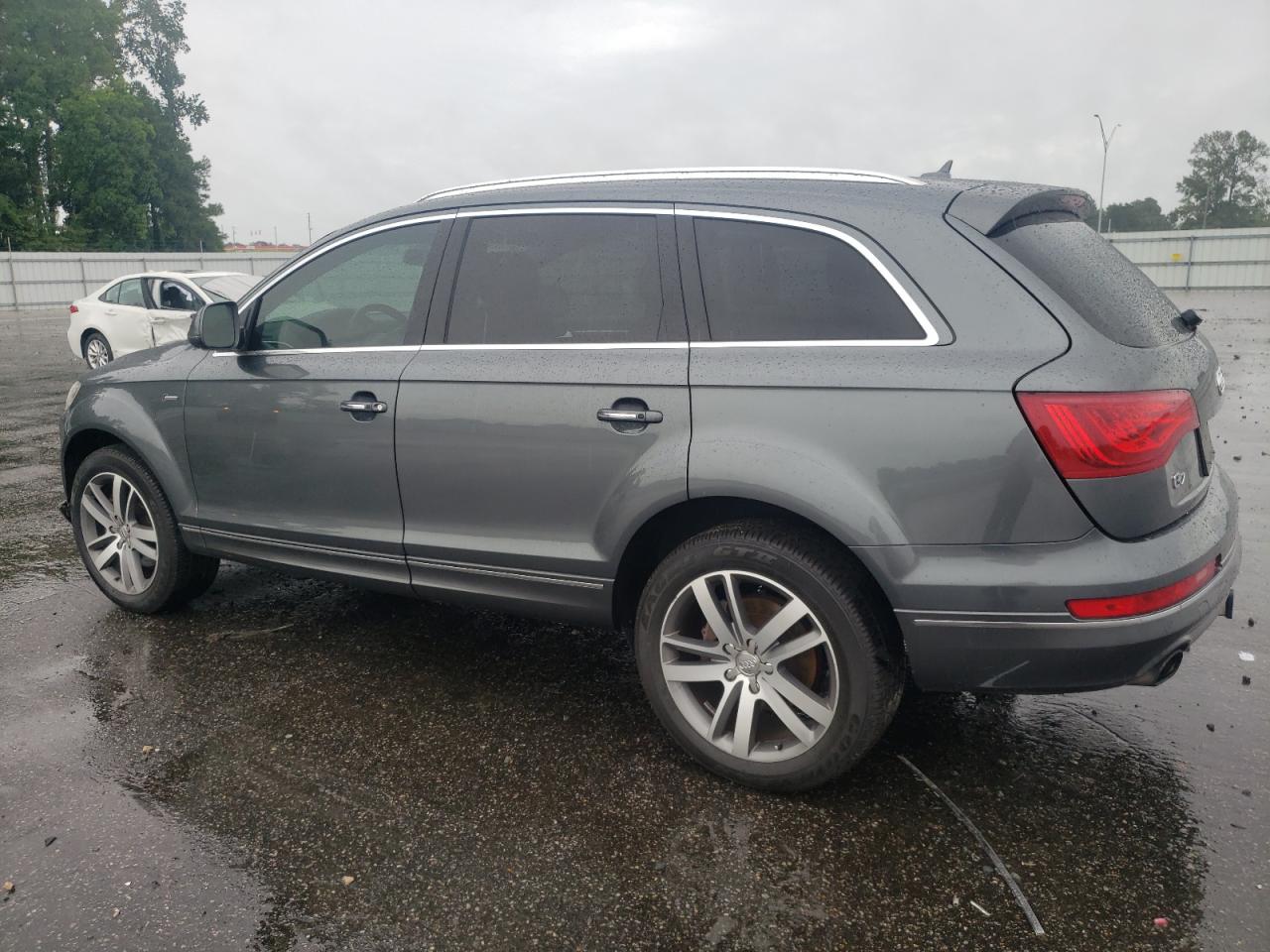 WA1LGAFE0FD031701 2015 AUDI Q7 - Image 2